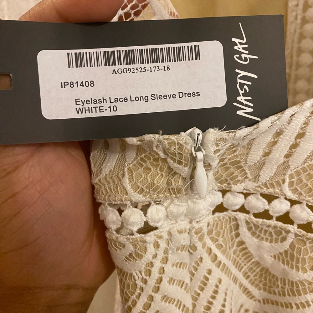 Nasty Gal White Eyelash Lace Long Sleeve Dress - Picture 4 of 7